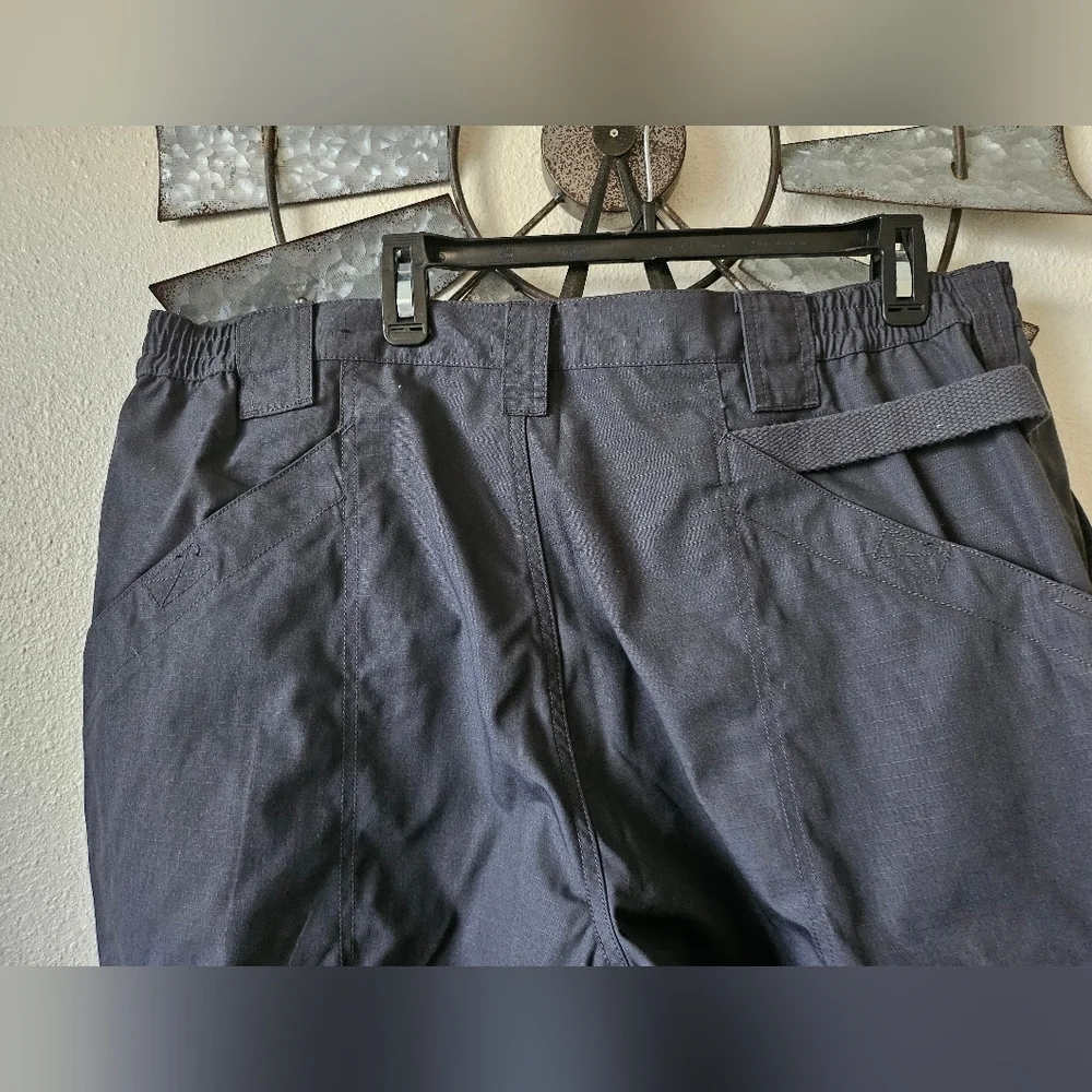 5.11 Tactical Series Cargo Gray Pants Mens 40x36 Gray RN 109614 CA04719.